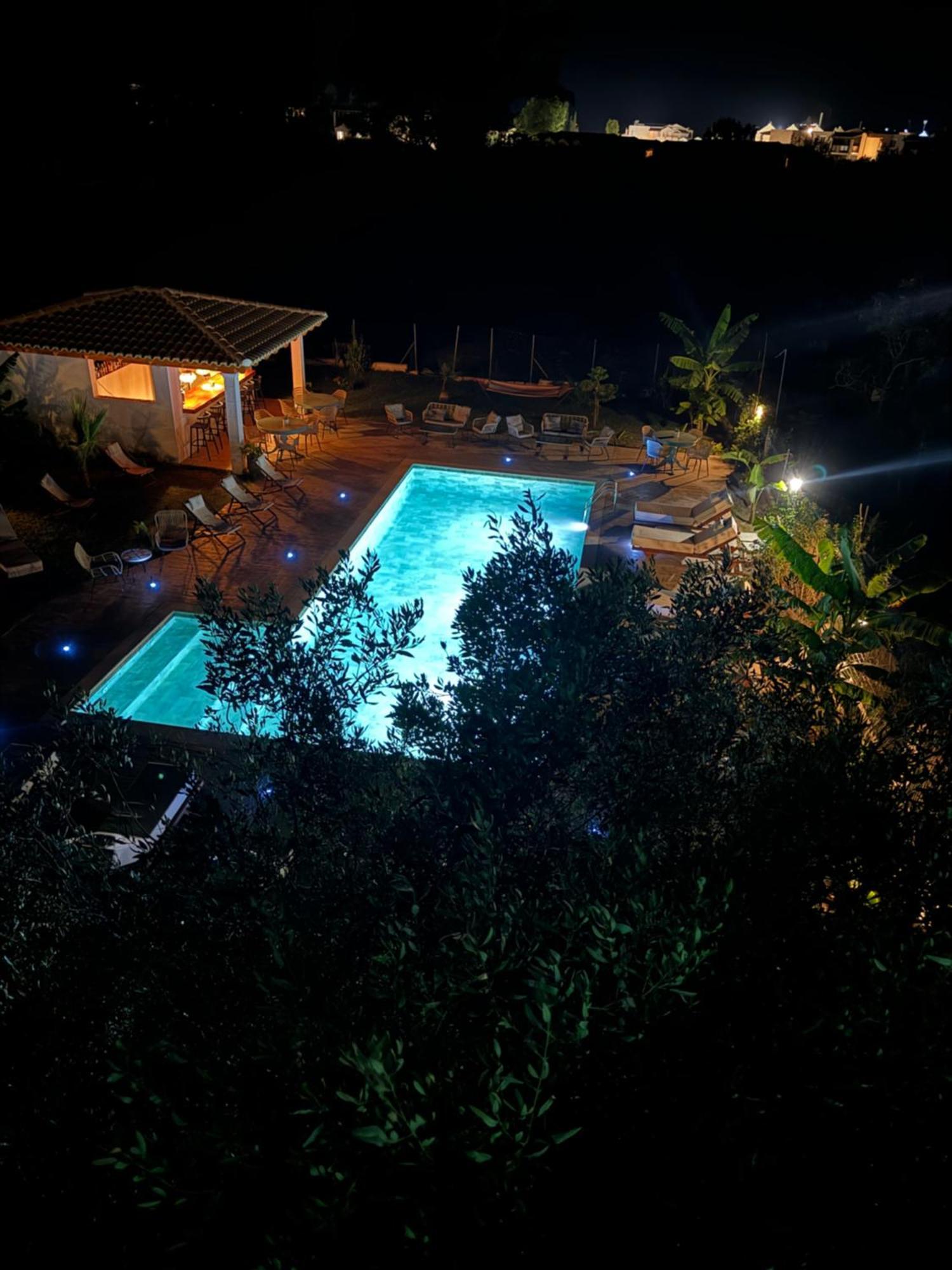 Aparthotel Kapetanios Luxury à Ágios Geórgios Extérieur photo