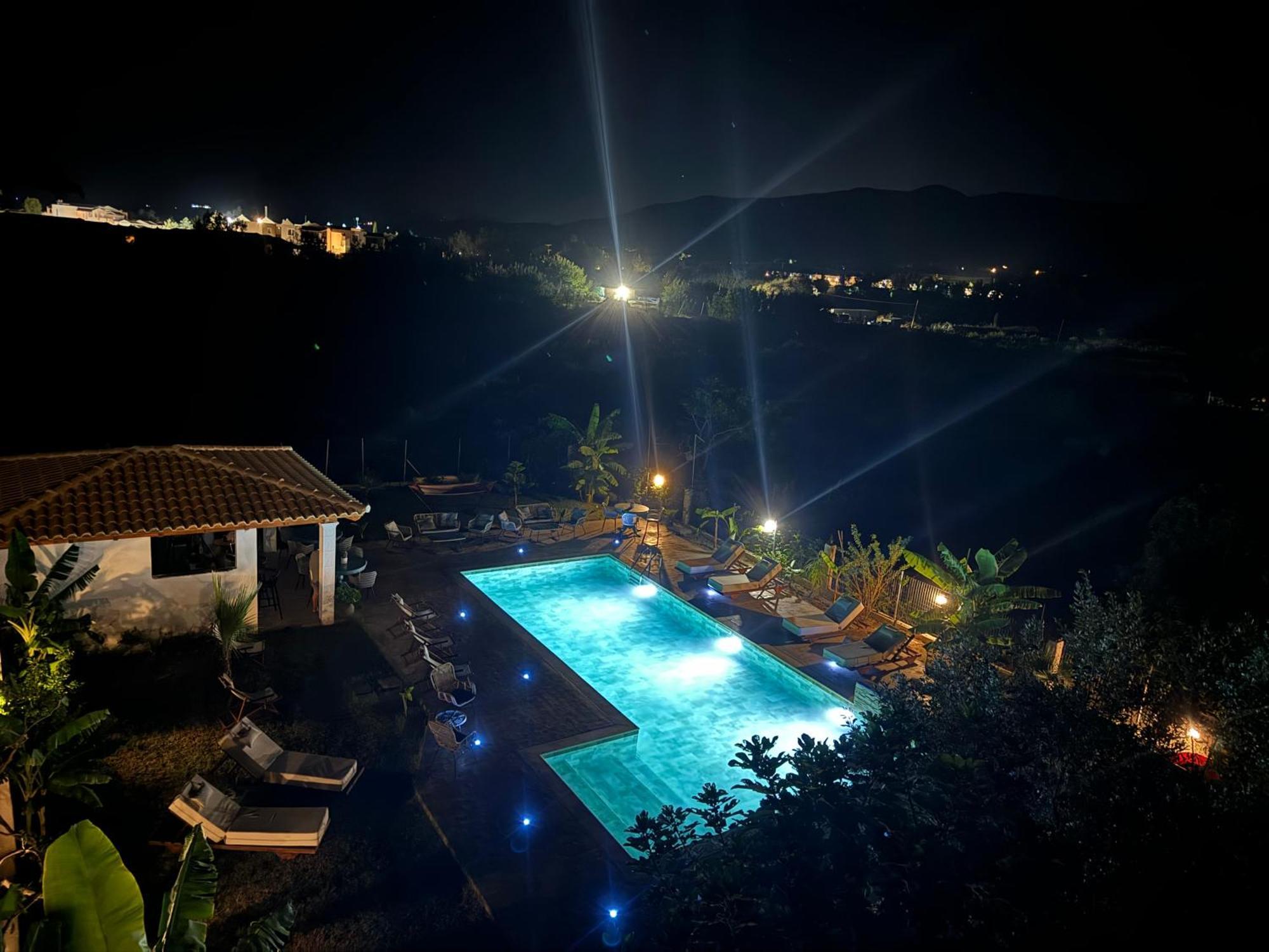Aparthotel Kapetanios Luxury à Ágios Geórgios Extérieur photo
